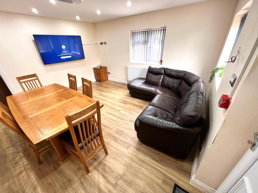 Ferienwohnung Nines Of Elegance At Castle Road Birmingham Exterior foto